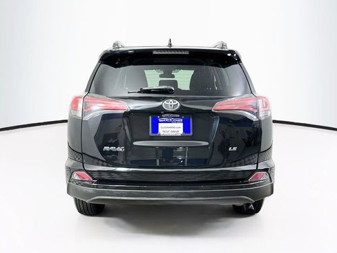 Used 2017 Toyota RAV4 LE FWD image 15
