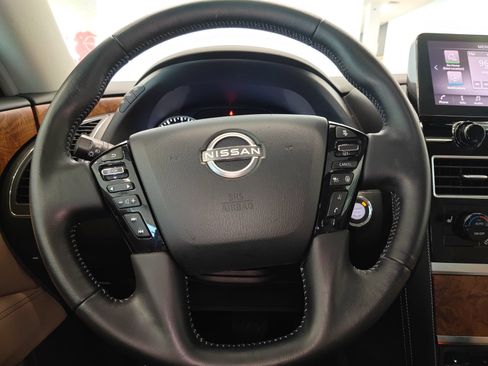 Used 2024 Nissan Armada SL w/ Captain's Chairs Package AWD/4WD image 25