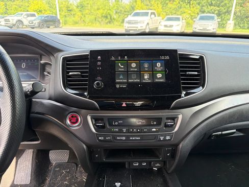 Used 2025 Honda Passport EX-L image 16