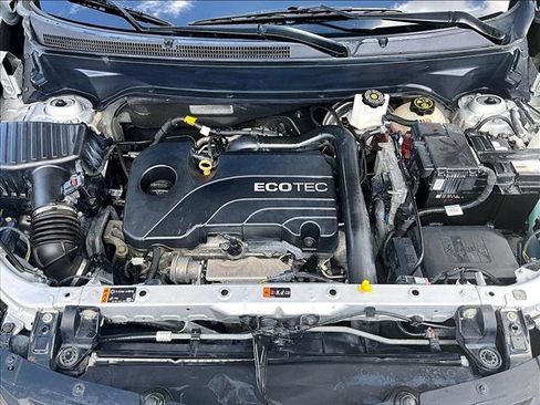 Used 2020 Chevrolet Equinox LT AWD/4WD image 11