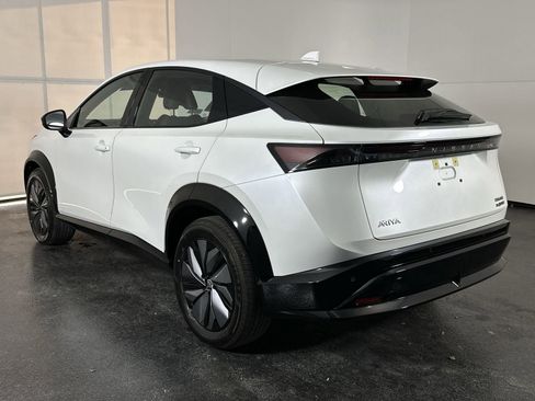 Certified 2024 Nissan Ariya ENGAGE e-4ORCE image 9