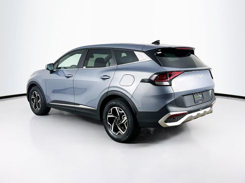 Used 2025 Kia Sportage LX FWD image 5