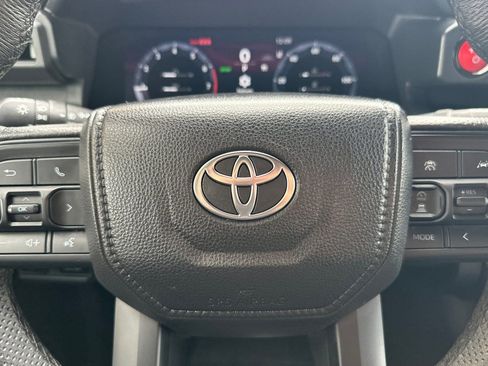 Used 2024 Toyota Tacoma TRD Pro image 23