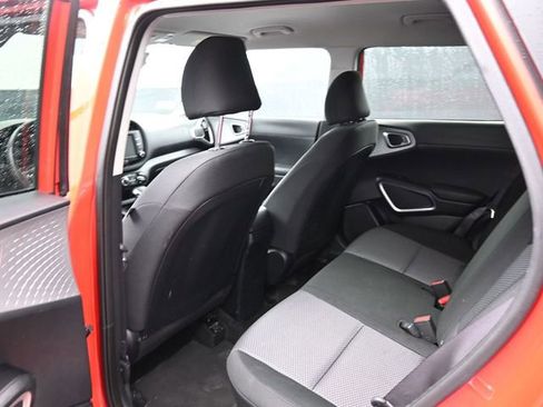 Used 2024 Kia Soul LX w/ Option Group 015 image 14