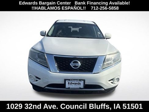 Used 2014 Nissan Pathfinder S AWD/4WD image 2