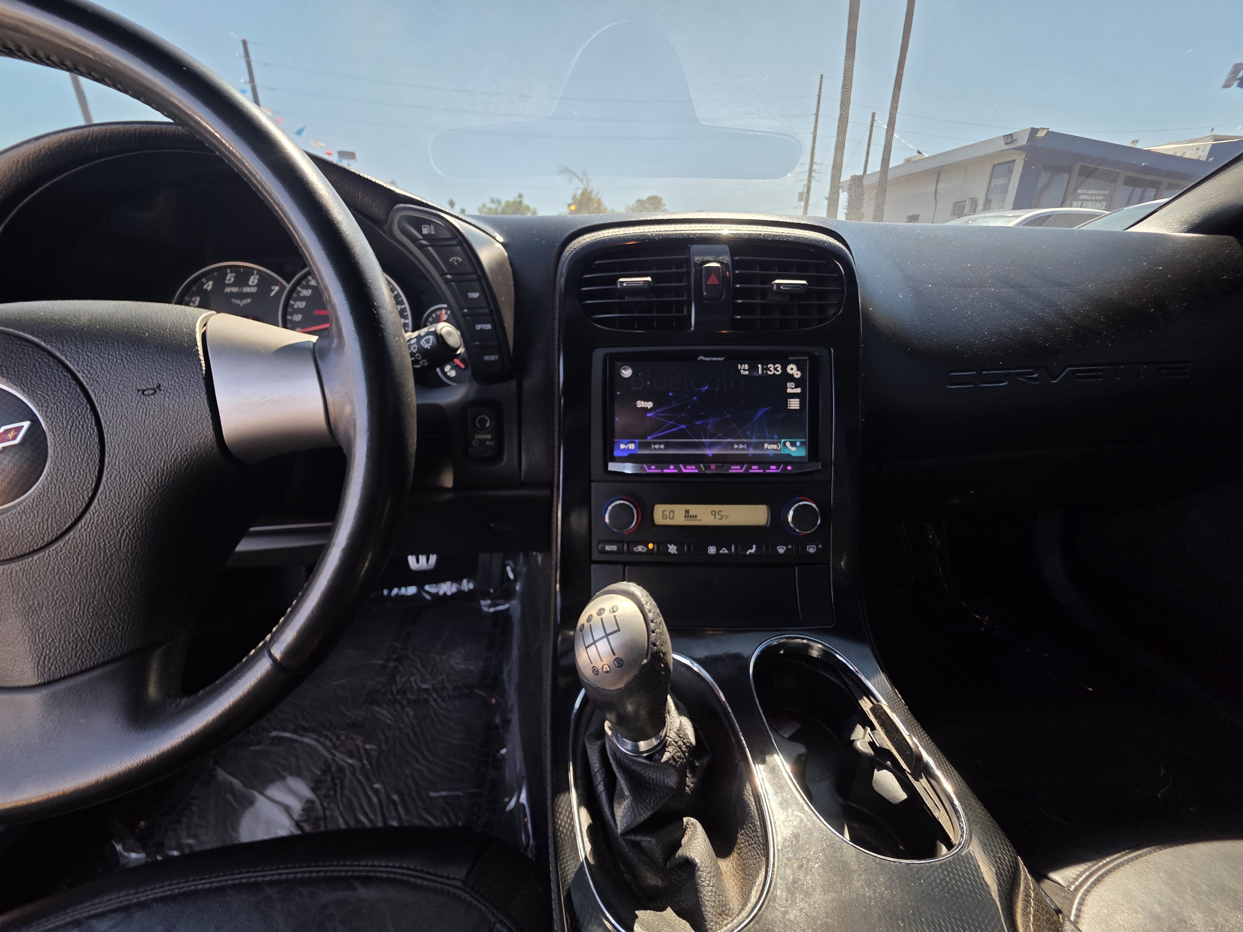 Used 2008 Chevrolet Corvette Coupe w/ Z51 Performance Package RWD image 14