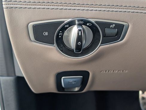 Used 2019 Mercedes-Benz AMG GT 63 image 25