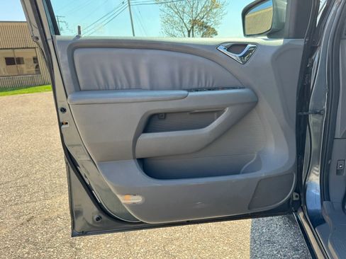 Used 2010 Honda Odyssey EX-L image 21