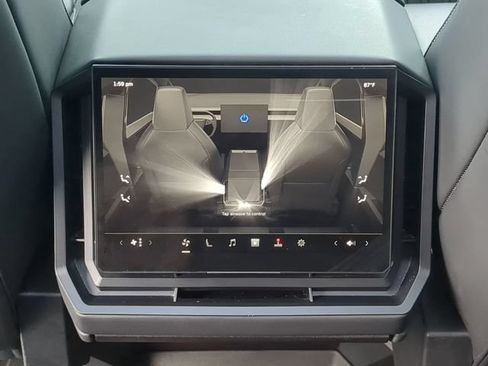 Used 2024 Tesla Cybertruck AWD Crew Cab image 14