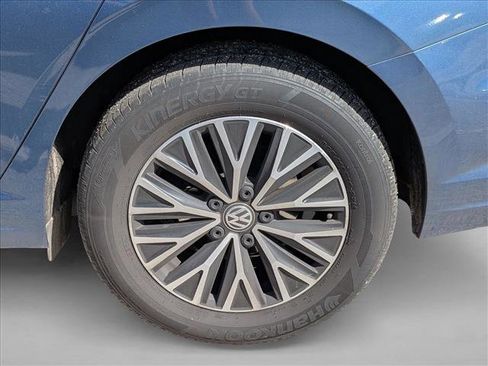 Used 2021 Volkswagen Jetta S w/ Driver Assistance Package image 3