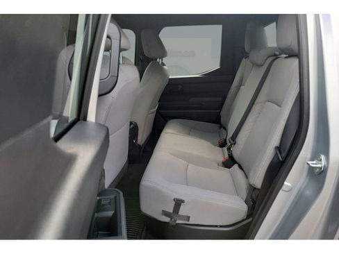 Used 2024 Toyota Tacoma SR5 w/ SR5 Upgrade Package AWD/4WD image 13