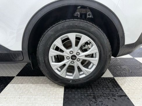 Used 2024 Ford Escape Active image 12