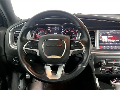 Used 2018 Dodge Charger R/T RWD image 5