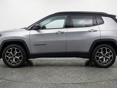 Used 2025 Jeep Compass Limited AWD/4WD image 5