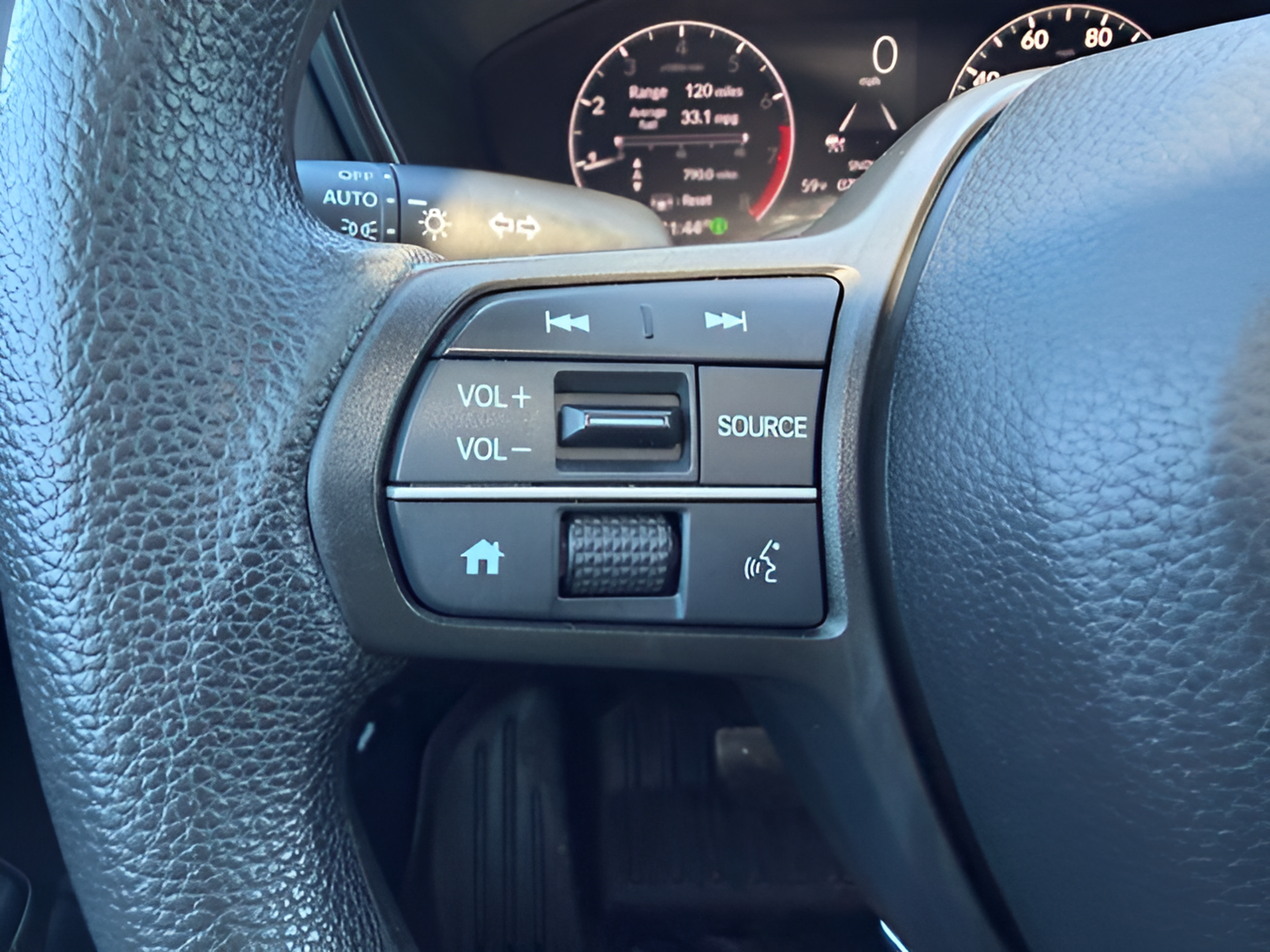 Used 2024 Honda CR-V EX image 18