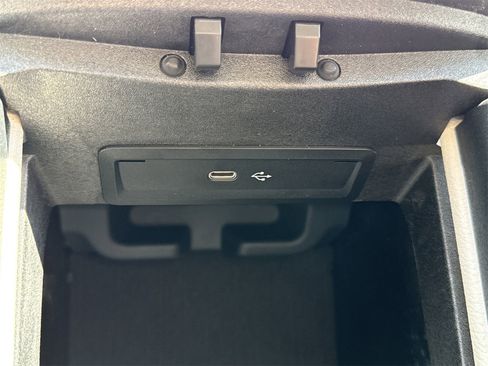 New 2025 Mercedes-Benz GLE 350 image 32