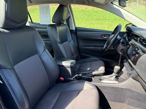 Used 2016 Toyota Corolla S image 13