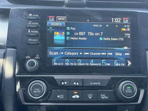 Used 2019 Honda Civic EX image 9