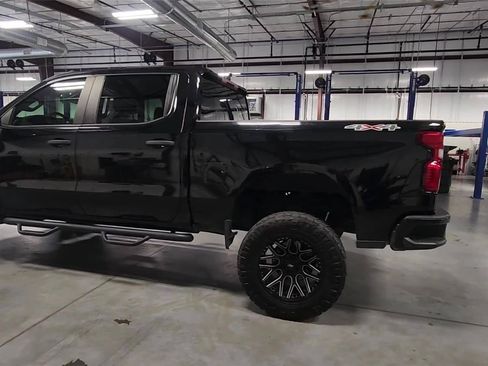 Used 2022 Chevrolet Silverado 1500 Custom AWD/4WD image 6