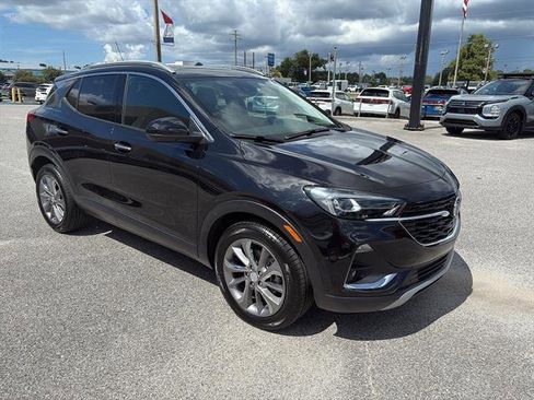 Used 2023 Buick Encore GX Essence w/ Experience Buick Package image 8