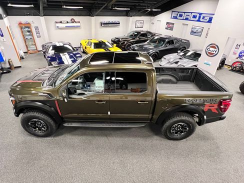 Used 2025 Ford F150 Raptor w/ Equipment Group 803A Raptor R image 9