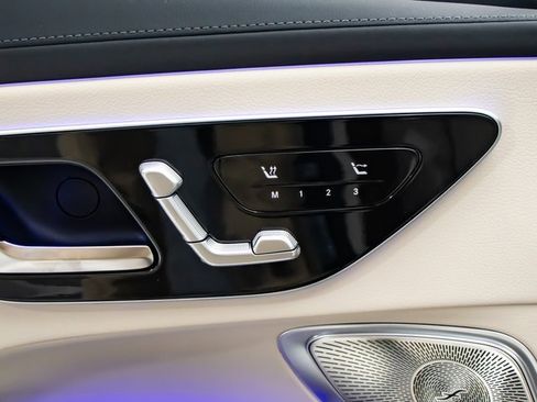 New 2026 Mercedes-Benz CLE 300 4MATIC Cabriolet image 16