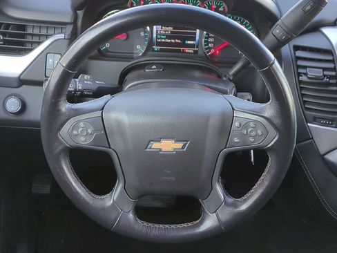 Used 2017 Chevrolet Suburban LS image 22