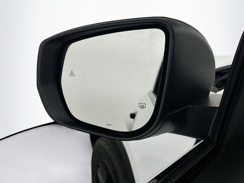 Used 2022 Jeep Grand Cherokee L Laredo RWD image 16