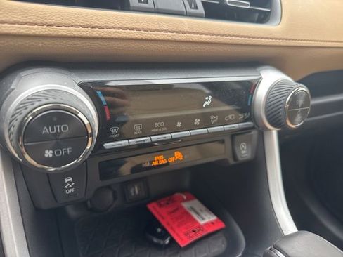 Used 2025 Toyota RAV4 XLE Premium FWD image 14