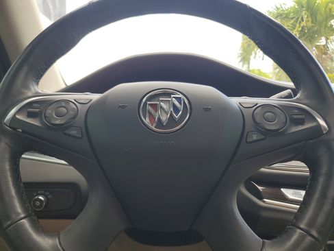 Used 2021 Buick Enclave Premium w/ Sun and Sites Package FWD image 22