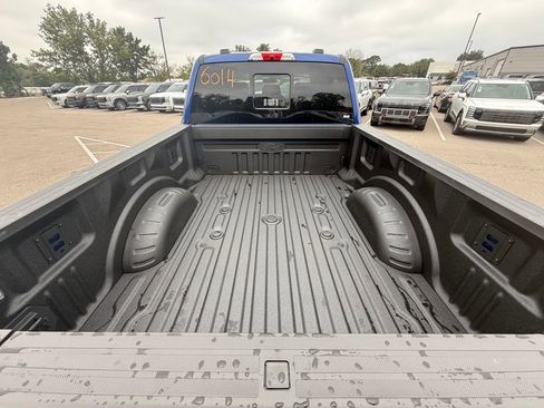 New 2026 Ford F250 Lariat w/ Black Appearance Package AWD/4WD image 12