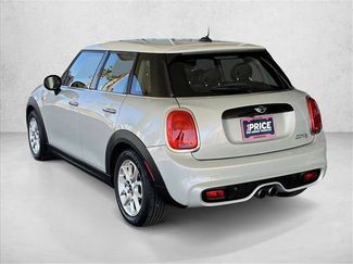 Used 2018 MINI Cooper S video 3