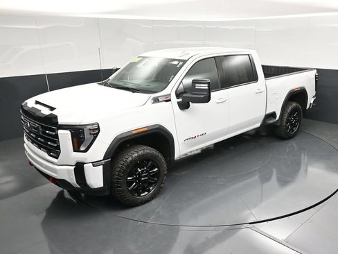 Used 2025 GMC Sierra 2500 AT4 AWD/4WD image 50