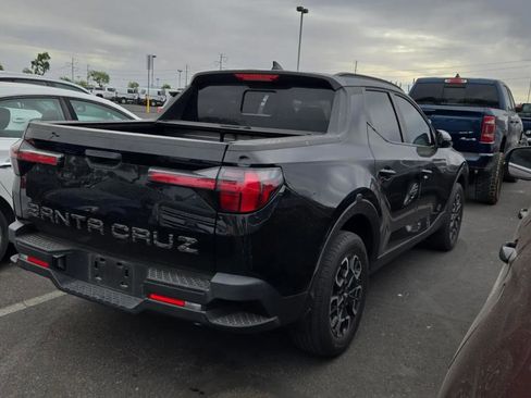 Used 2023 Hyundai Santa Cruz SEL w/ Activity Package image 2