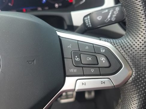 Used 2023 Volkswagen Atlas SEL Premium AWD/4WD image 24