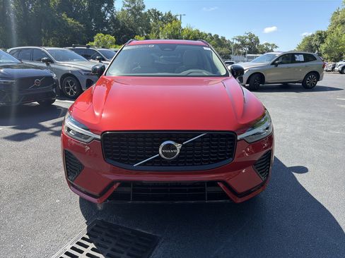 Certified 2024 Volvo XC60 B5 Core w/ Protection Package AWD/4WD image 40