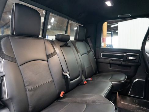 New 2026 RAM 2500 Laramie w/ Night Edition AWD/4WD image 32