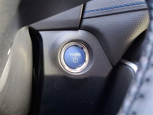 Used 2022 Toyota RAV4 SE image 22