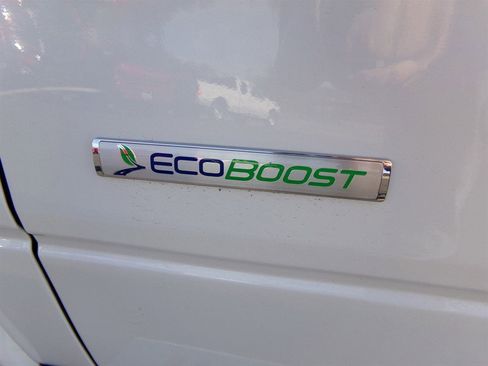 Used 2011 Ford F150 Lariat w/ Lariat Chrome Pkg image 21