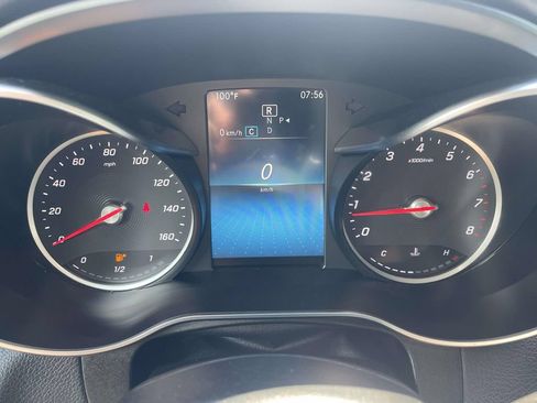 Used 2021 Mercedes-Benz GLC 300 4MATIC image 23