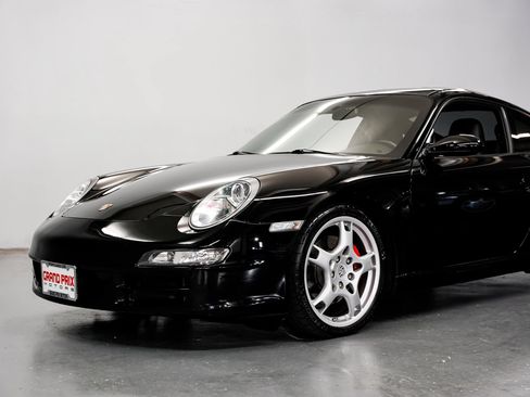 Used 2006 Porsche 911 Carrera S RWD image 24