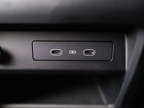 Certified 2026 Porsche Cayenne AWD/4WD image 35