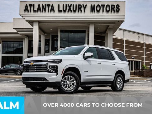 Used 2025 Chevrolet Tahoe LT AWD/4WD image 3