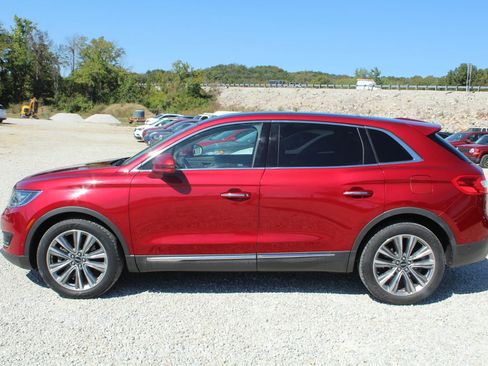 Used 2016 Lincoln MKX Reserve w/ Technology Package image 2