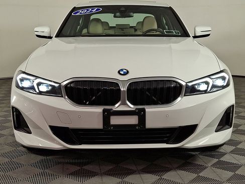 Certified 2024 BMW 330i xDrive Sedan w/ Convenience Package AWD/4WD image 5