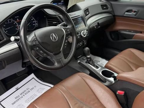 Used 2019 Acura ILX FWD image 12