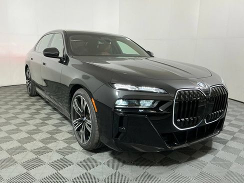 New 2026 BMW 760i xDrive w/ Executive Package AWD/4WD image 4