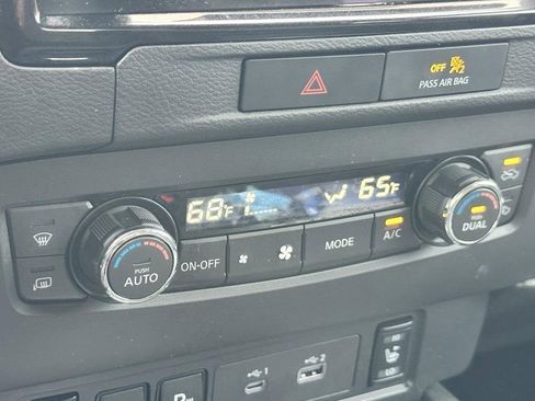 Used 2023 Nissan Frontier SV w/ SV Convenience Package image 15