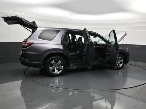 Used 2023 Honda Pilot EX-L image 29