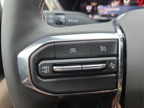 New 2026 GMC Canyon Denali w/ LPO, Denali Black Edition image 17